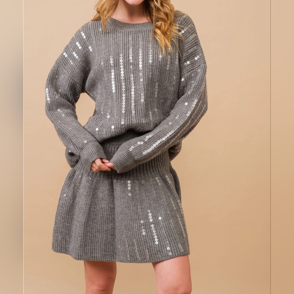 #26685 🛑M/L Sequin Loose Sweater w/ Matching Skirt 2pc set - Picture 7 of 7